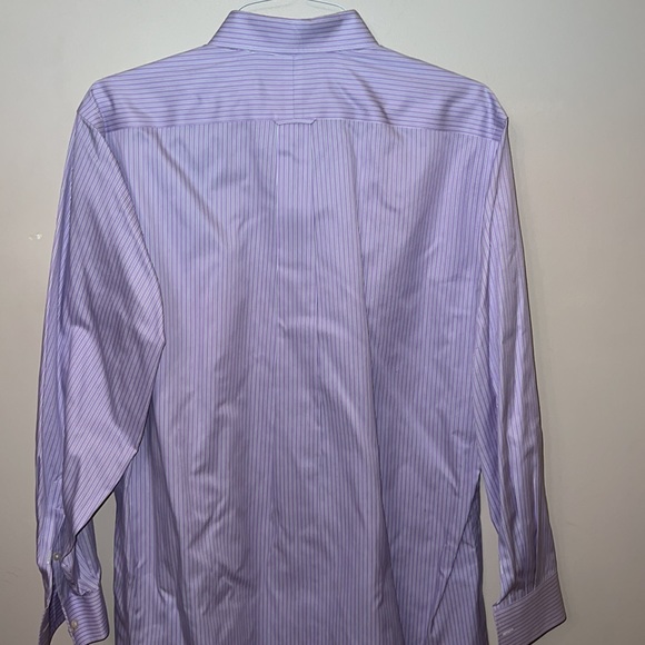 Kirkland Signature mens shirt. - Picture 7 of 9